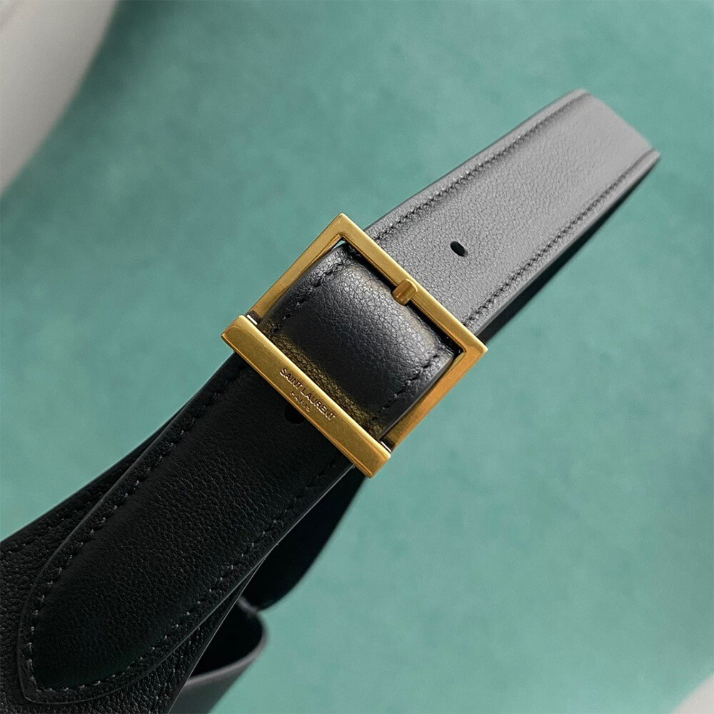 YSL LE 5 à 7 SOFT SMALL IN SMOOTH LEATHER