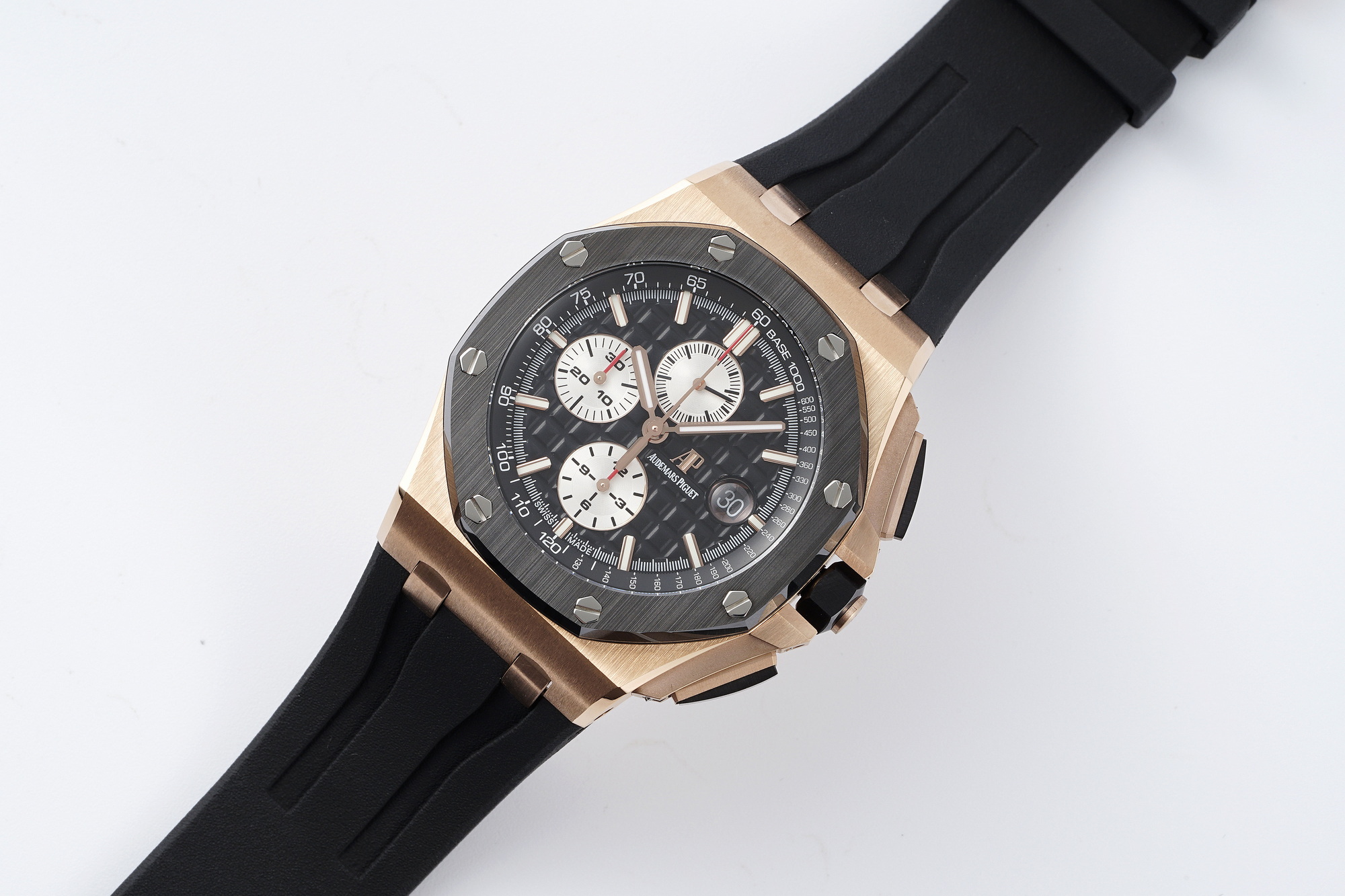 Royal Oak Offshore Chronograph 44 mm, Black Ref. 26401RO.OO.A002CA.01