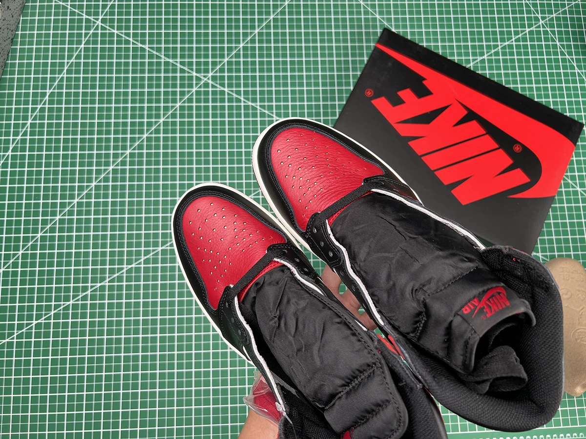 Air Jordan 1 “Bred Toe” Quality Reps