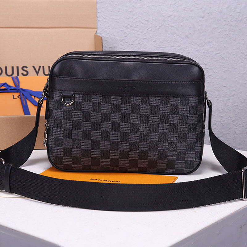 Louis Vuitton Trocadero Messenger Bag