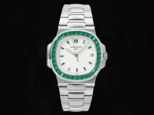 Nautilus 5711/1A-018  40 mm, Stainless Steel White Dial Iced out