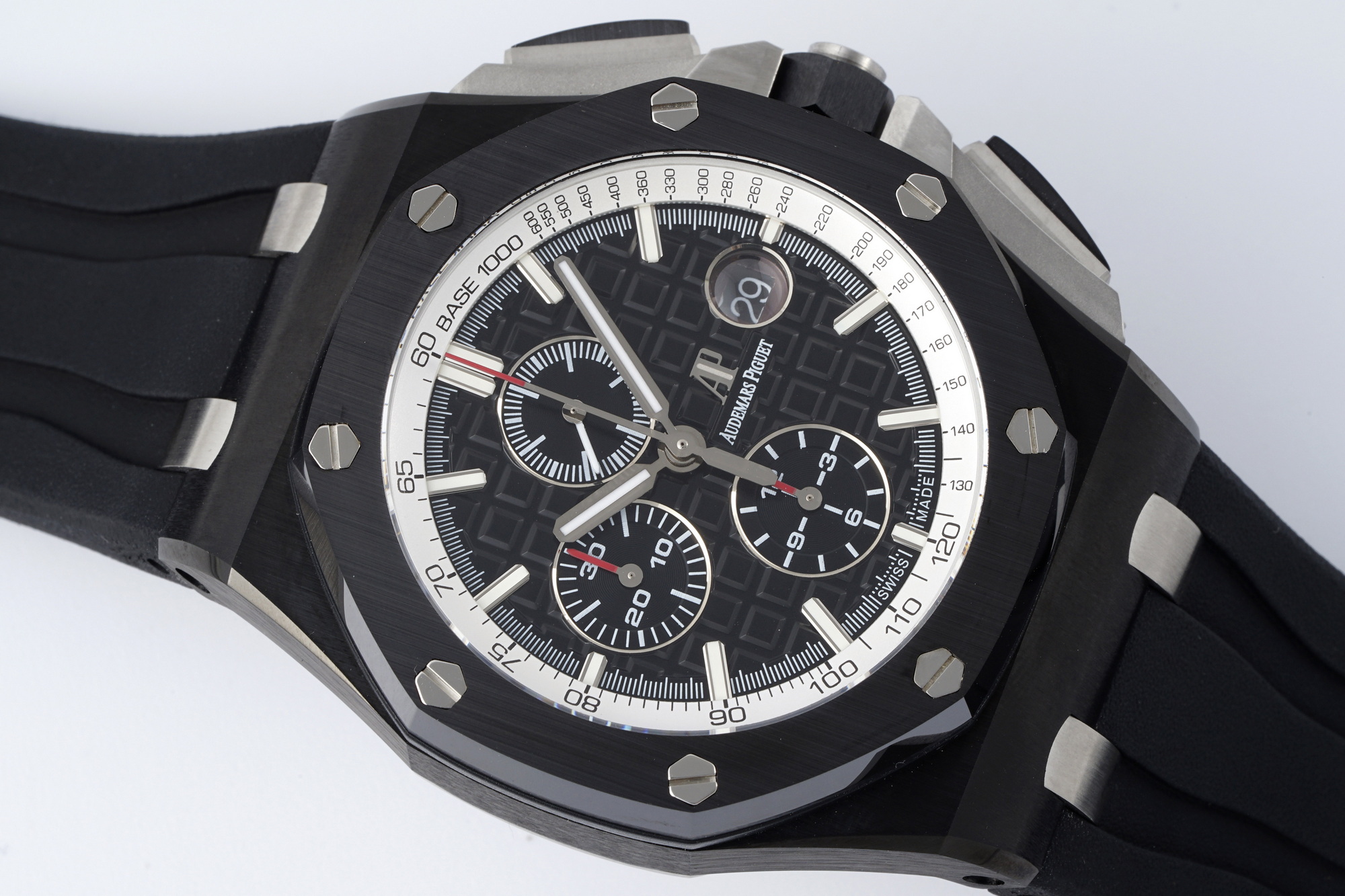 Royal Oak Offshore 44 mm, Black Ref. 26402CE.OO.A002CA.02