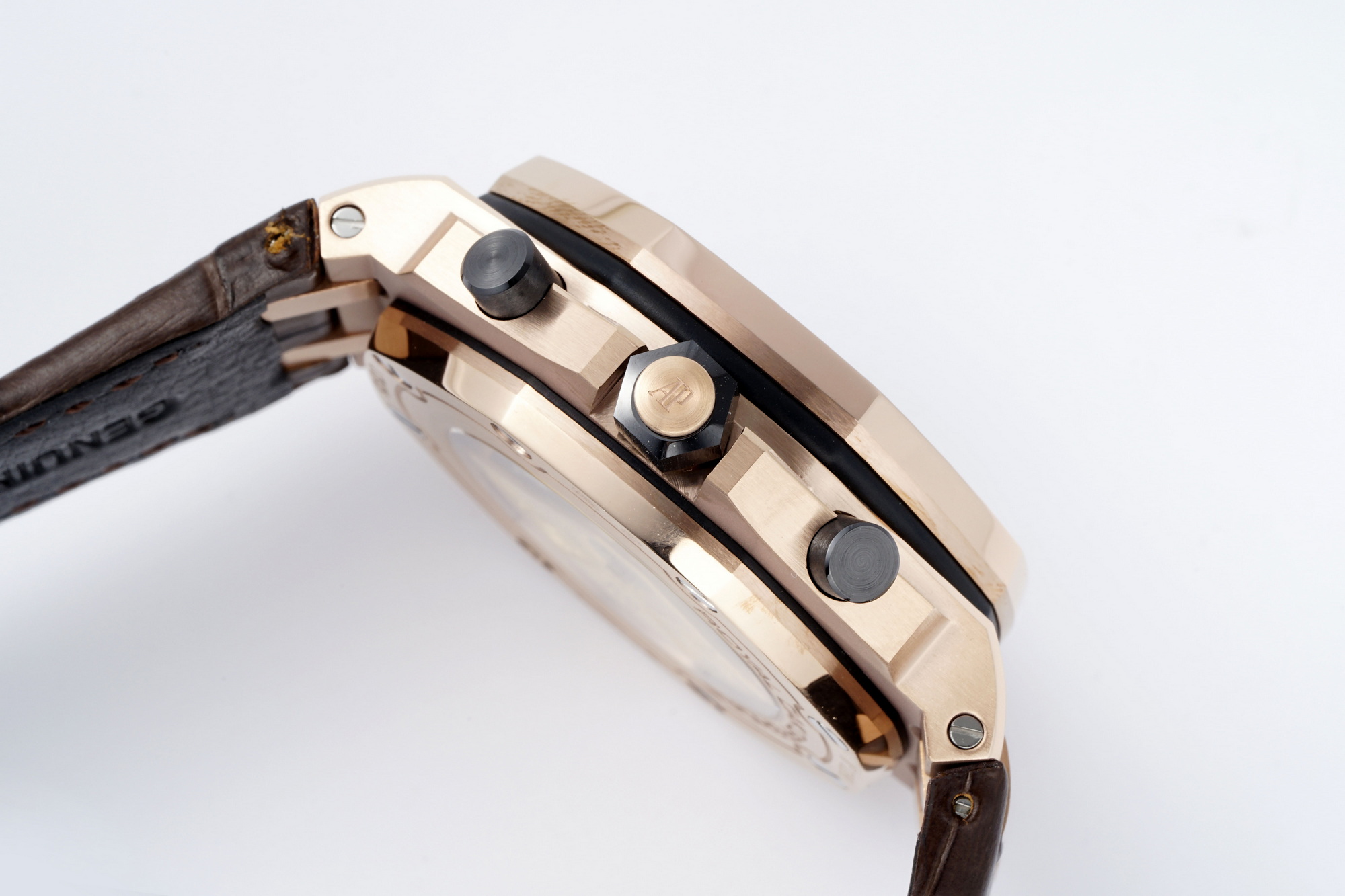 Royal Oak Offshore 42 mm, Brown Ref. 26470OR.OO.A099CR.01