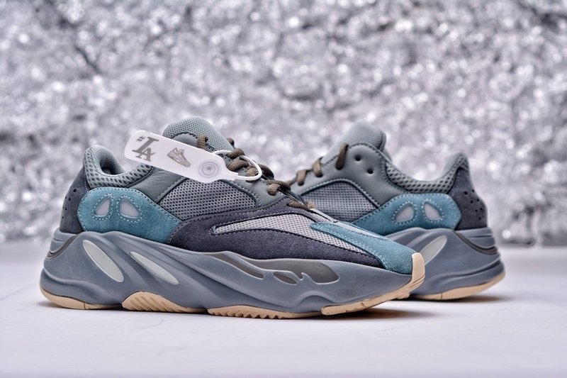 YEEZY 700 RUNNER “TEAL BLUE”