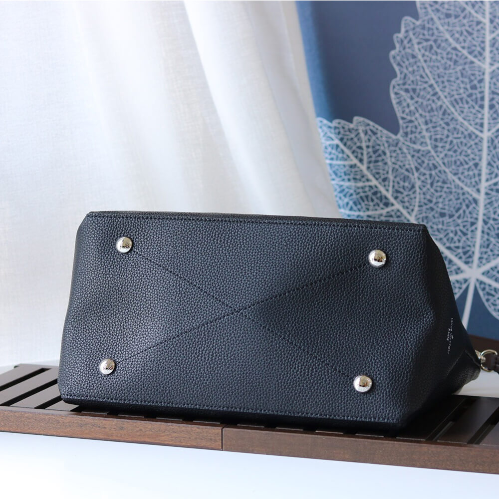 Louis Vuitton BEAUBOURG HOBO MM