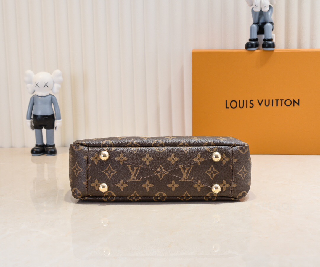 Louis Vuitton PALLAS BB