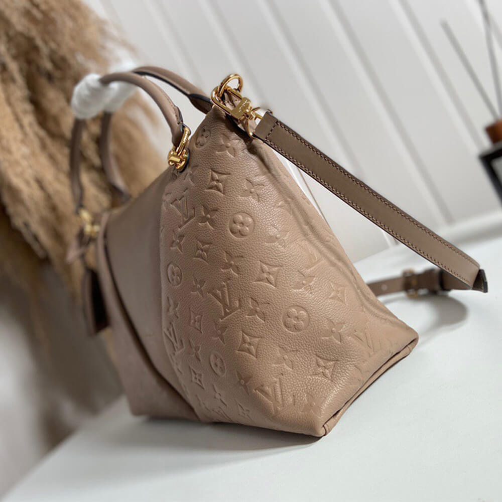 Louis Vuitton TOTE MM HANDBAG