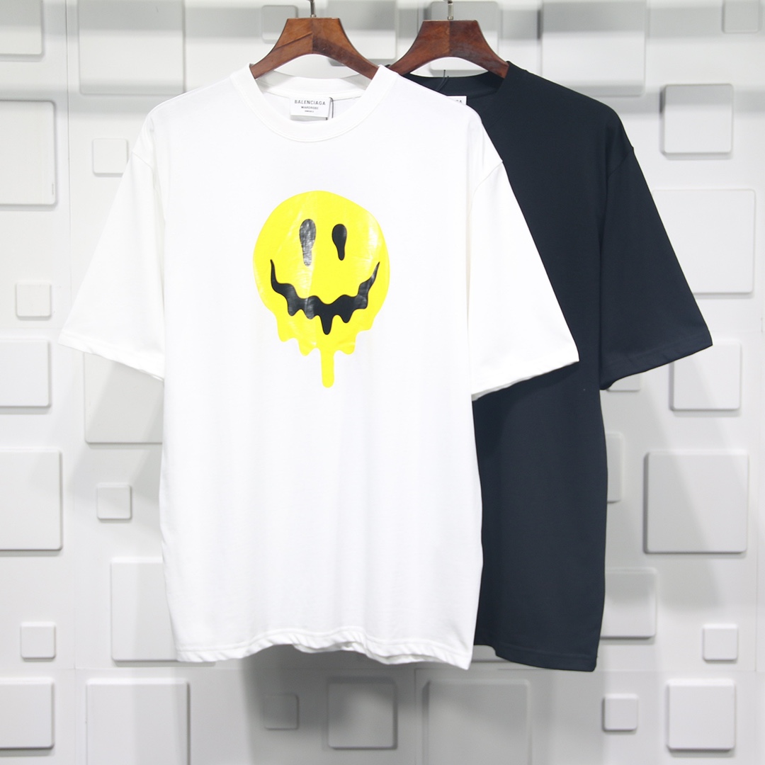 BALENCIAGA SMILEY FACE PRINT T-SHIRT