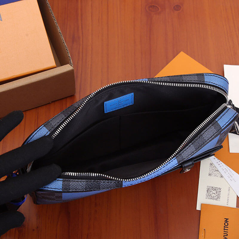 Louis Vuitton Alpha Messenger