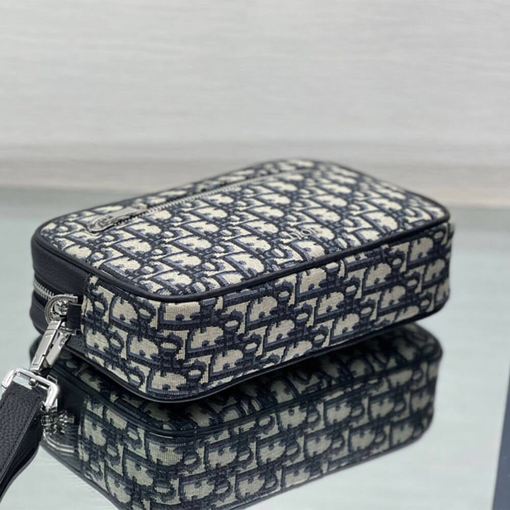 Dior TOILETRY BAG