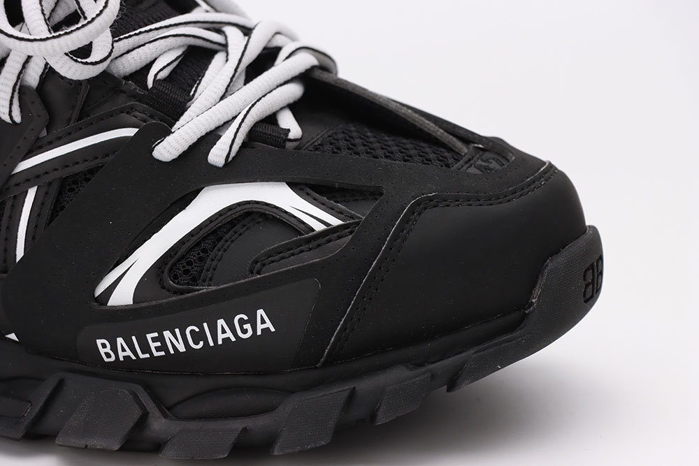 Balenciaga Track.2 Trainer ‘Black”