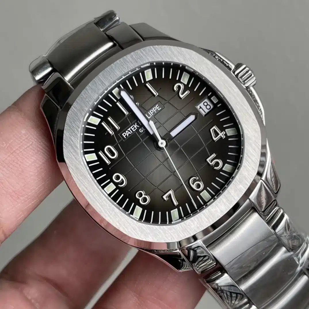 Aquanaut 5167/1A-001 Date, Sweep seconds 40.8 mm,Stainless steel