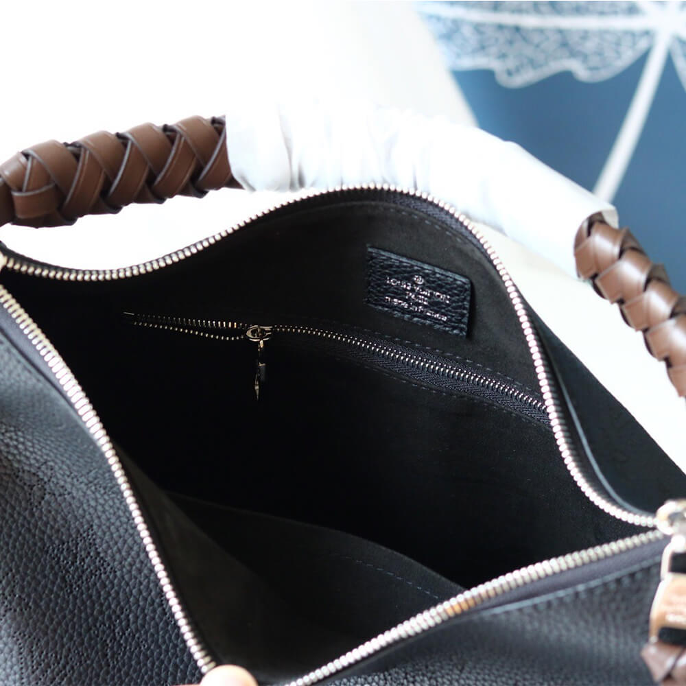 Louis Vuitton BEAUBOURG HOBO MM