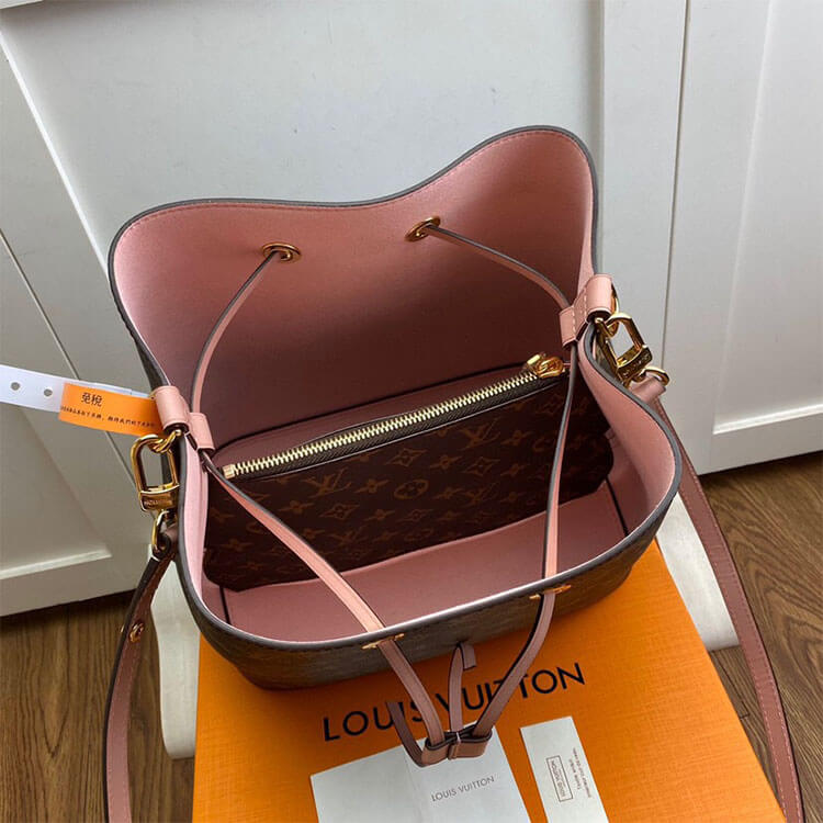 Louis Vuitton Neoneo Handbag