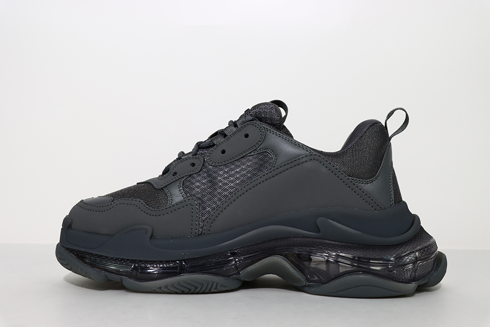 BALENCIAGA TRIPLE S SNEKAER “Dark Gray”
