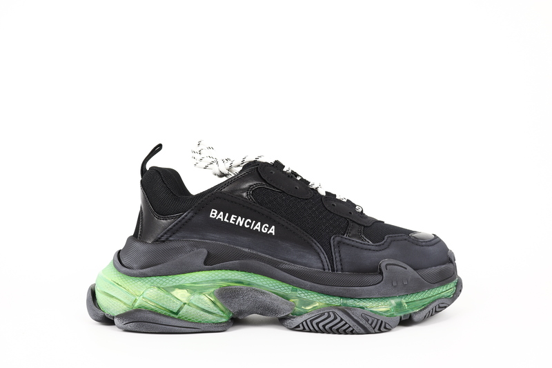 BALENCIAGA TRIPLE S SNEAKER BLACK GREEN