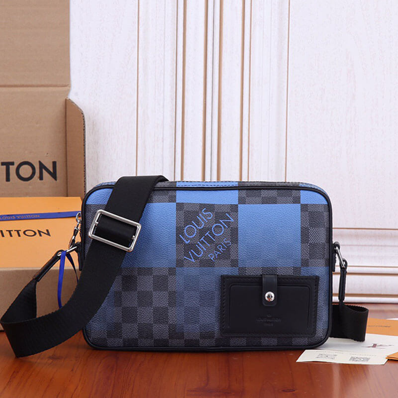 Louis Vuitton Alpha Messenger