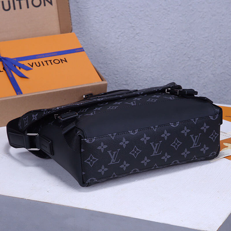 Louis Vuitton Messenger PM Voyager Bag