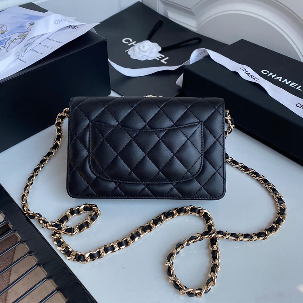 Chanel Wallet on Chain