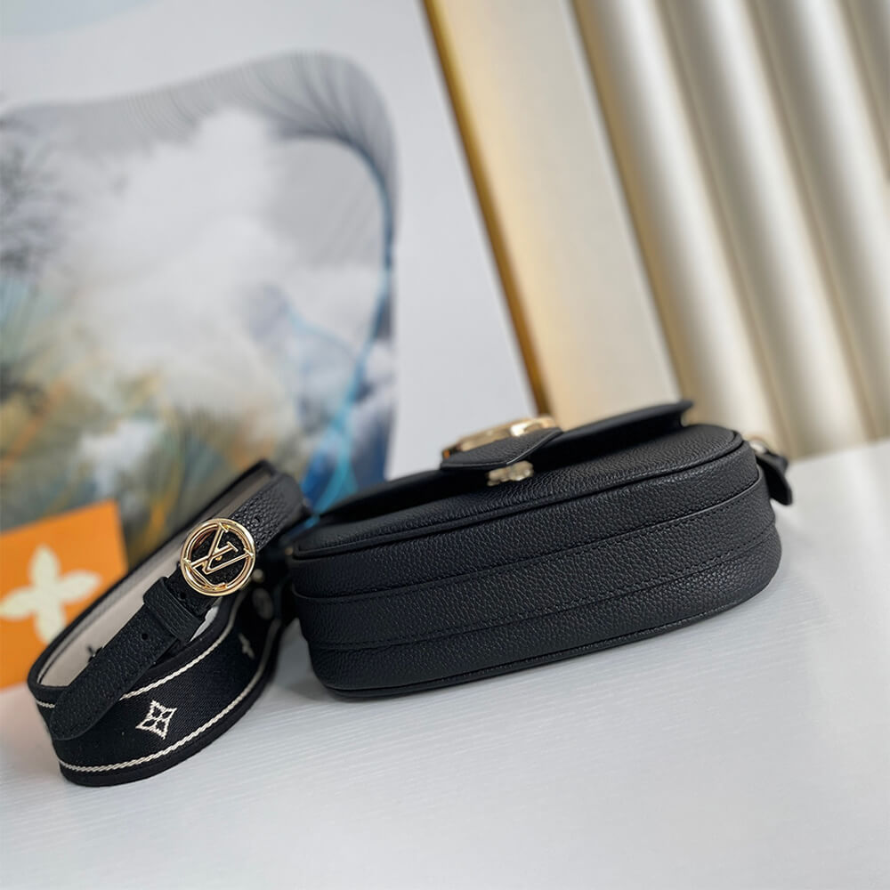 Louis Vuitton PONT 9 SOFT PM