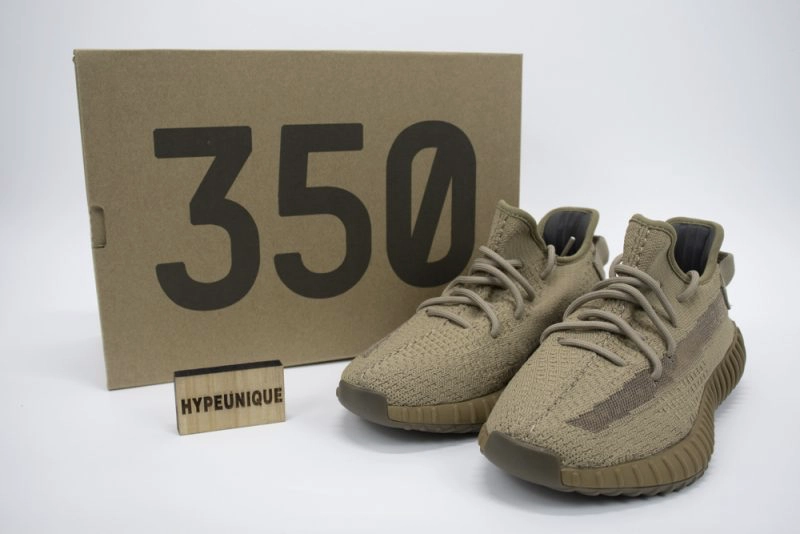 YEEZY 350 V2 “EARTH”