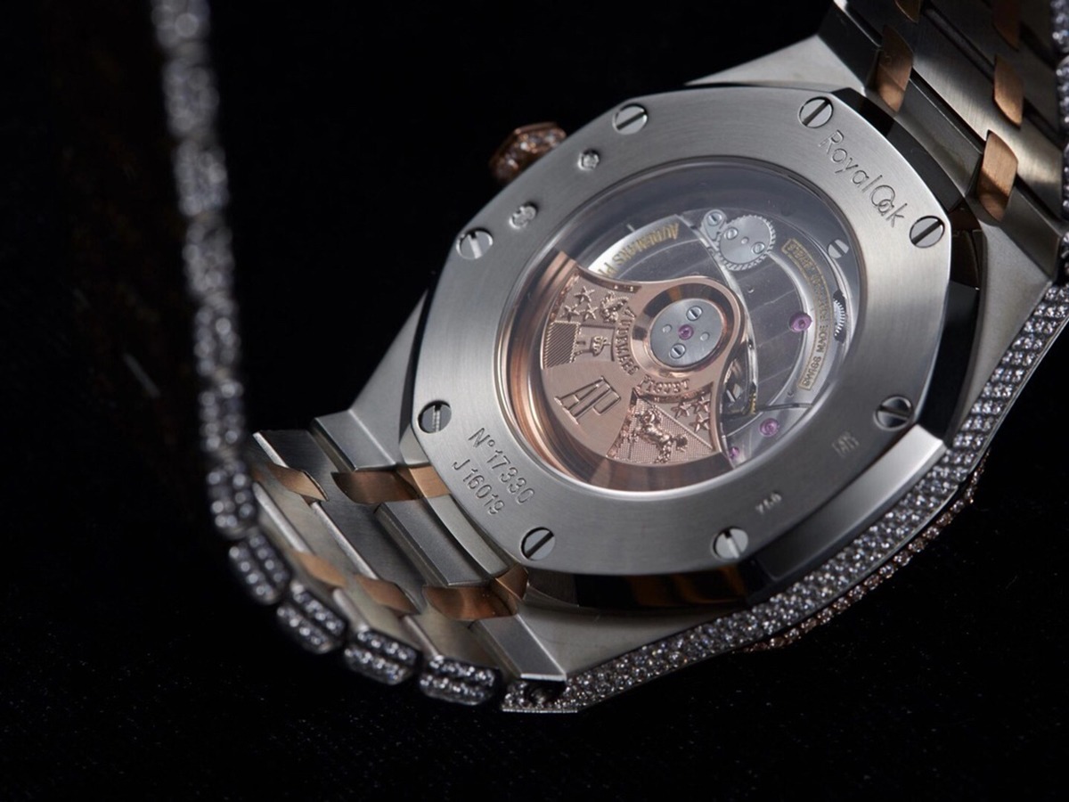 Royal Oak Selfwinding 41 mm, Steel/Rose Gold, Gem Set Ref. 15400SR.OO.1220SR.01
