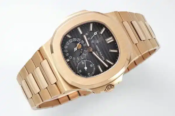 Nautilus Moon phases 40 mm,Gold,Dark Dial,5712/1A