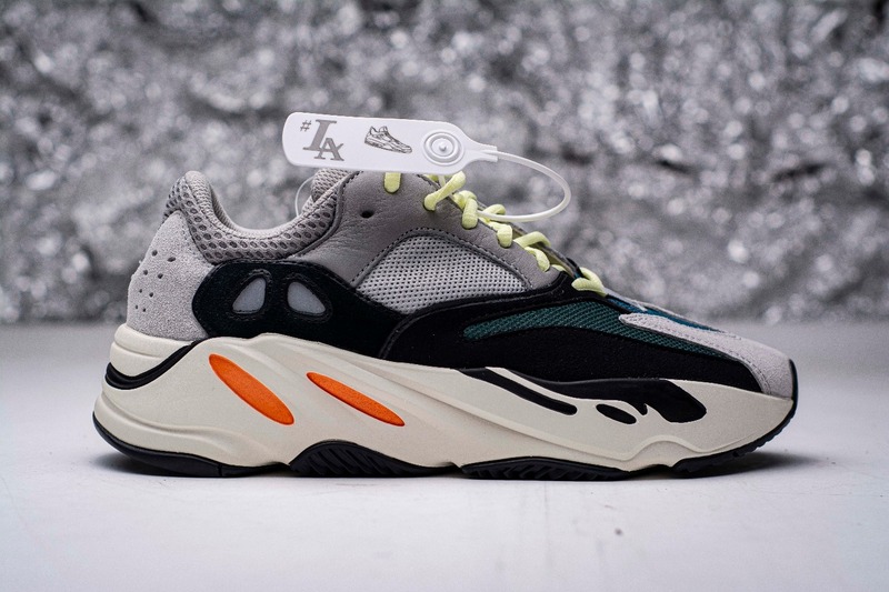 YEEZY 700 “WAVE RUNNER”