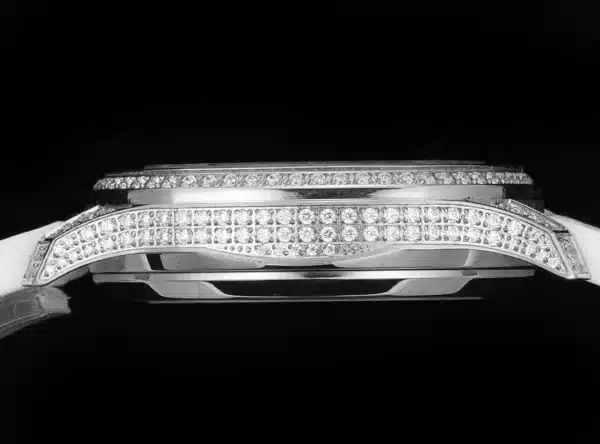 Aquanaut 5269/200R Luce Travel Time 38.8 mm,White Gold