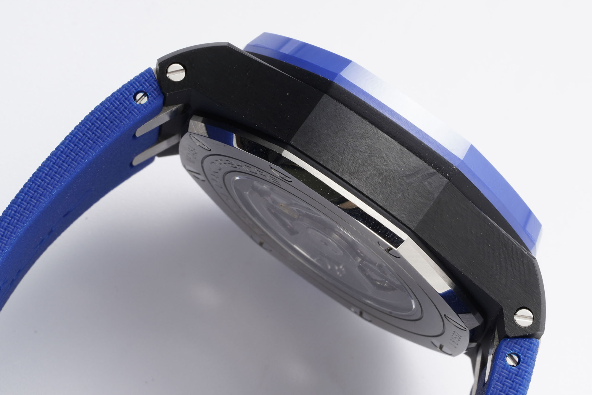 Royal Oak Offshore 44 mm, Blue Ref. 26405CE.OO.A030CA.01