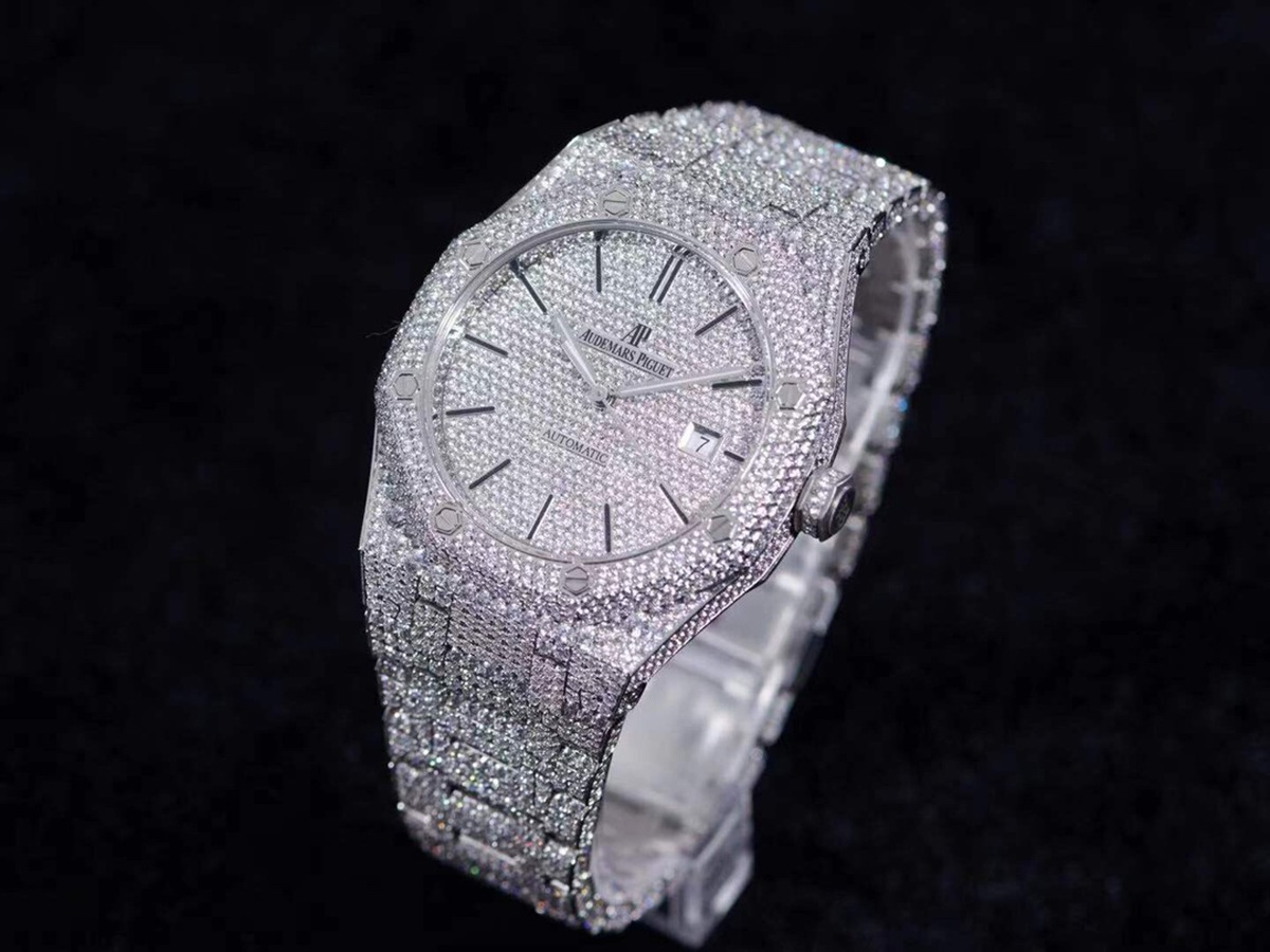 Royal Oak Selfwinding 41 mm, Steel/Gem Set Ref. 15400SR.OO.1220SR.01