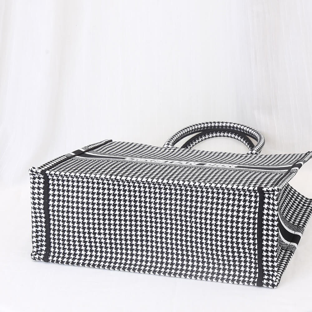 Dior LARGE DIOR BOOK TOTE