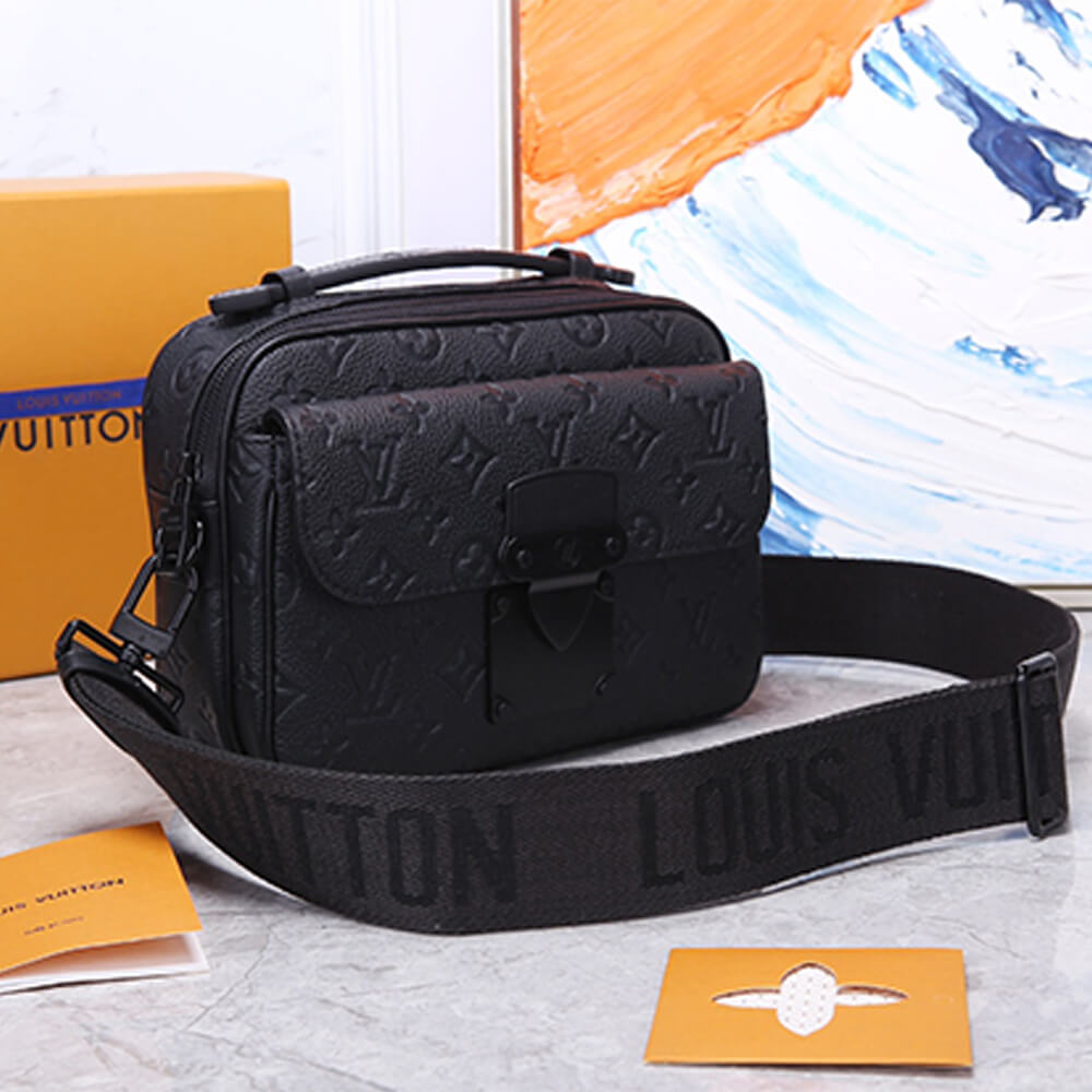 Louis Vuitton S LOCK MESSENGER