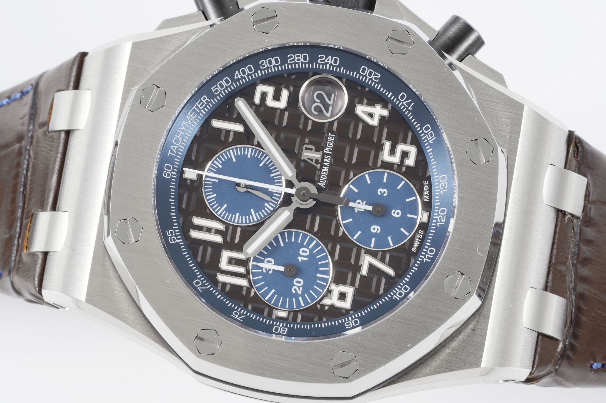 Royal Oak Offshore 42 mm, Brown Ref. 26470ST.OO.A099CR.01