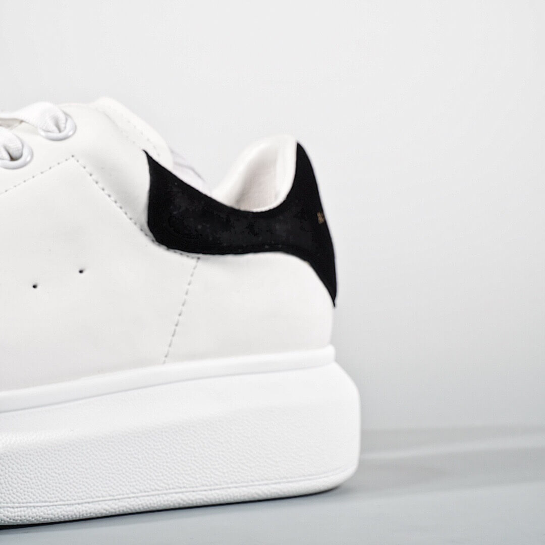 ALEXANDER MCQUEEN SUEDE-TRIMMED LEATHER EXAGGERATED-SOLE SNEAKERS-BLACK