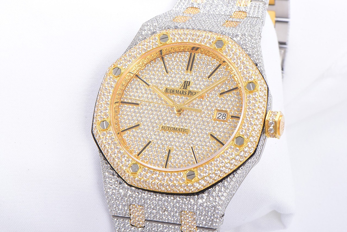 Royal Oak Selfwinding 41 mm, Yellow Gold/Silver/Gem Set Ref. 15400SR.OO.1220SR.01