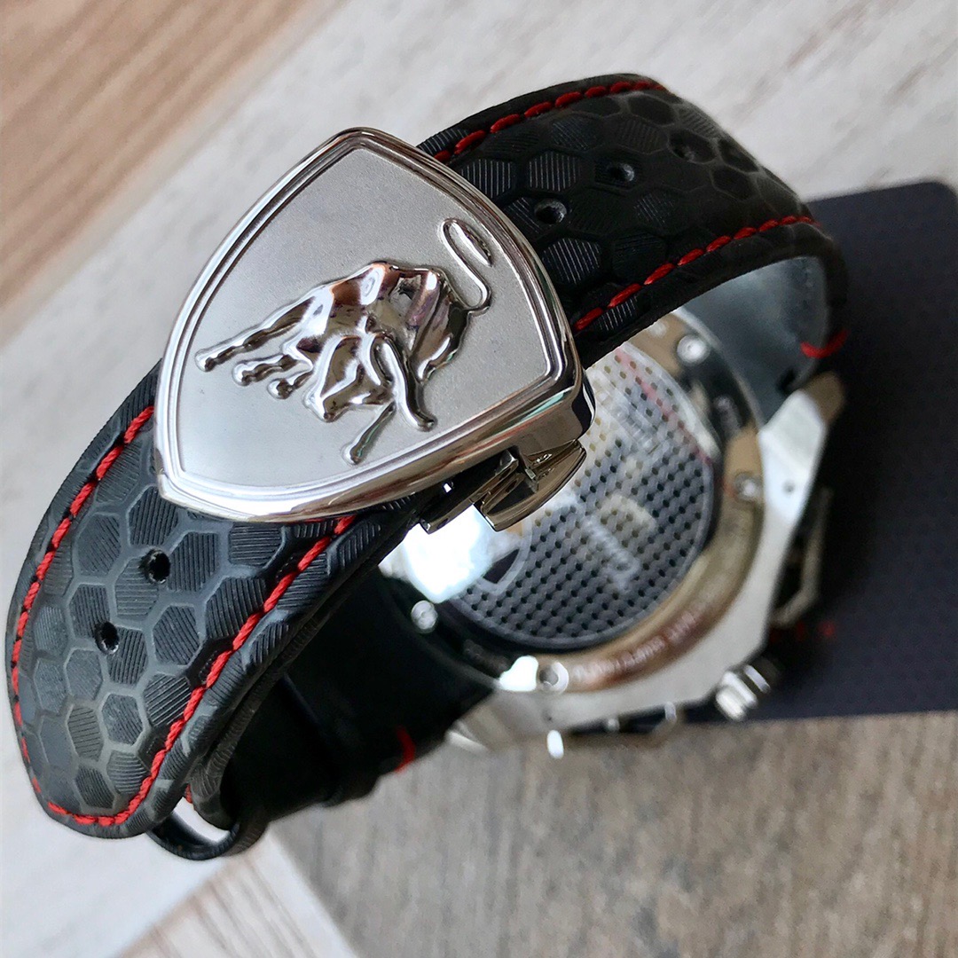 Tonino Lamborghini New Spyder Chronograph 340X