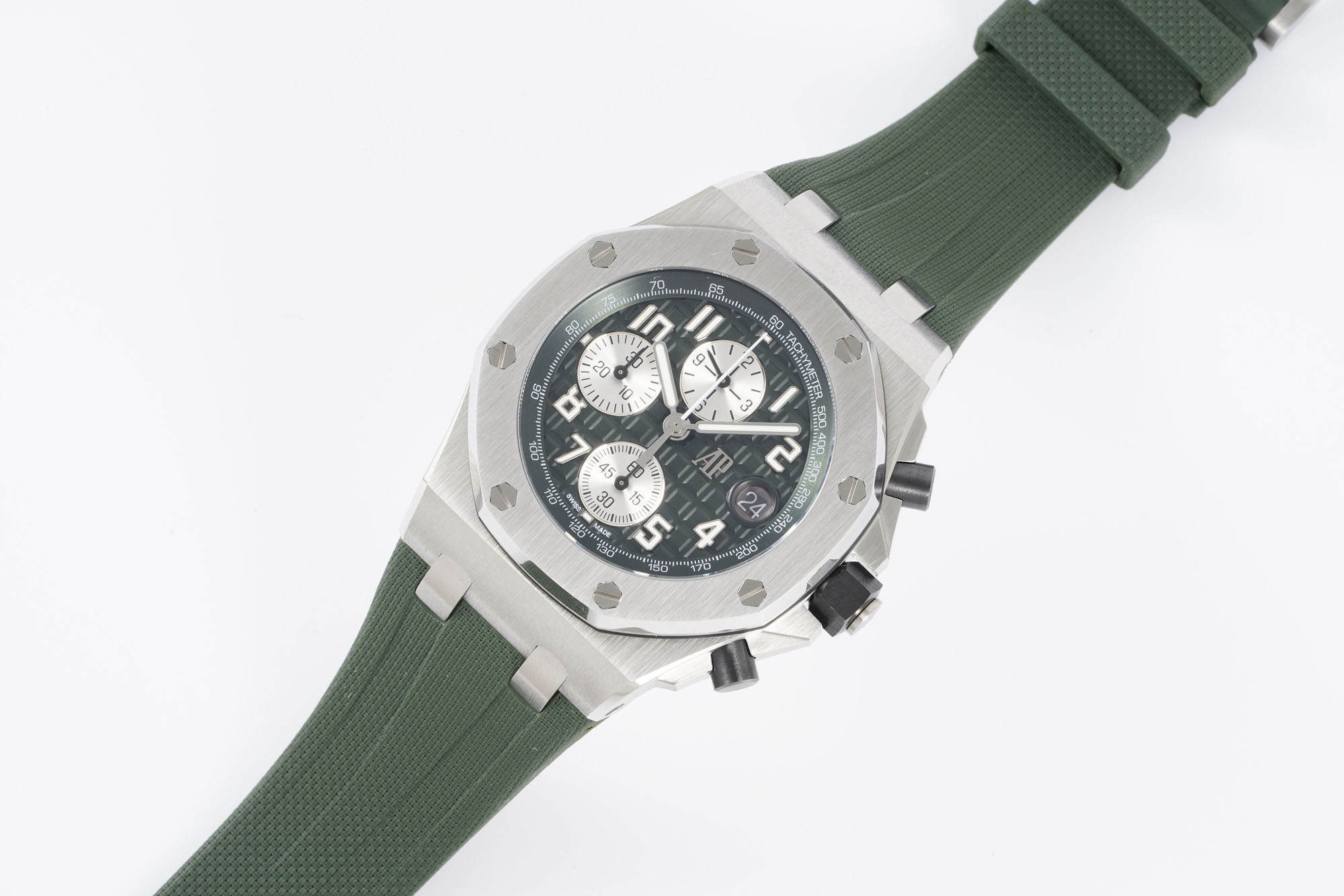 Royal Oak Offshore 42 mm, Green Ref. 26238TI.OO.A056CA.01