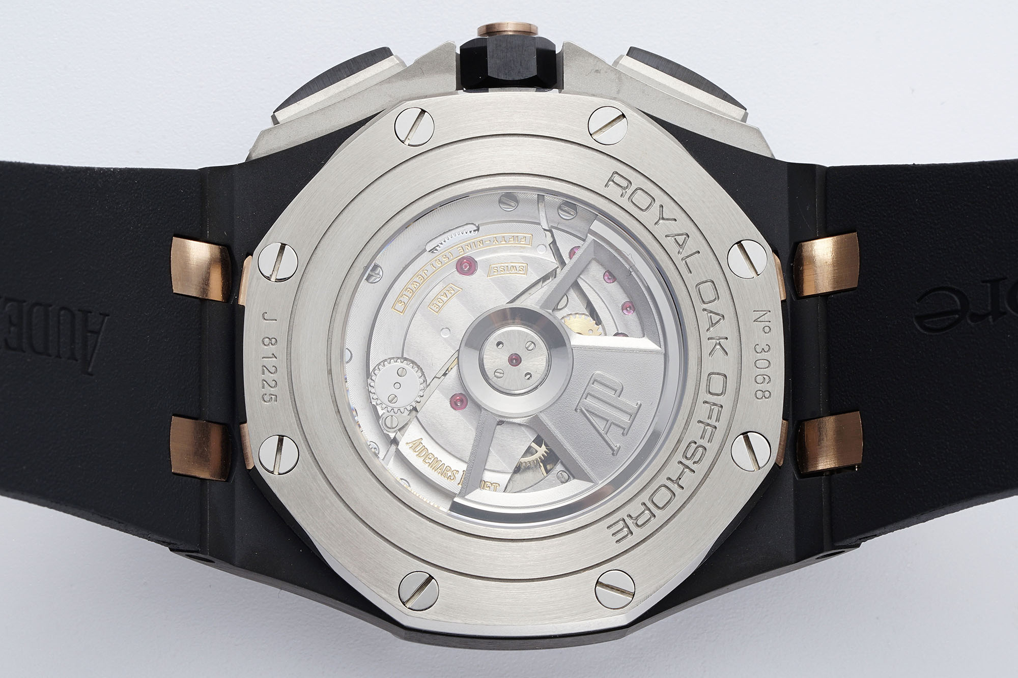 Royal Oak Offshore 44 mm, Black Ref. 26405CE.OO.A002CA.99.99
