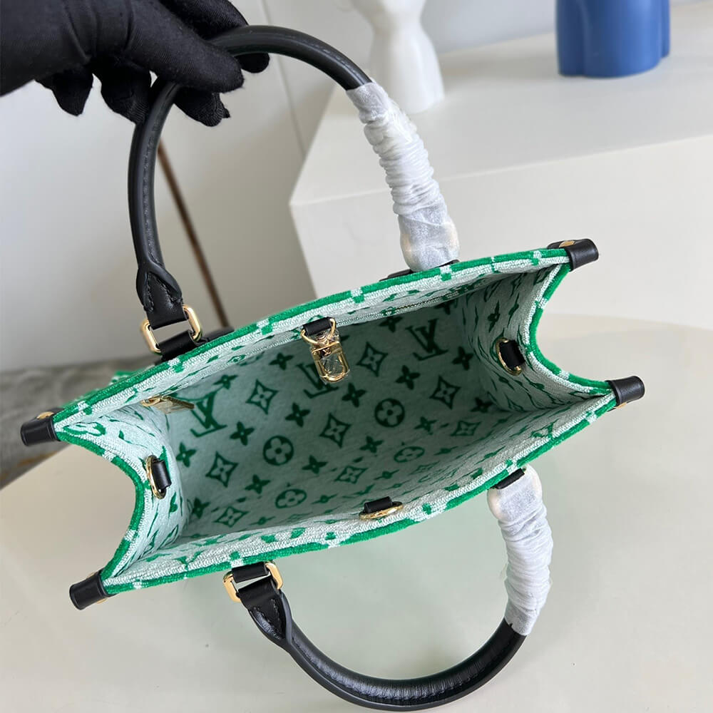 Louis Vuitton OnTheGo PM