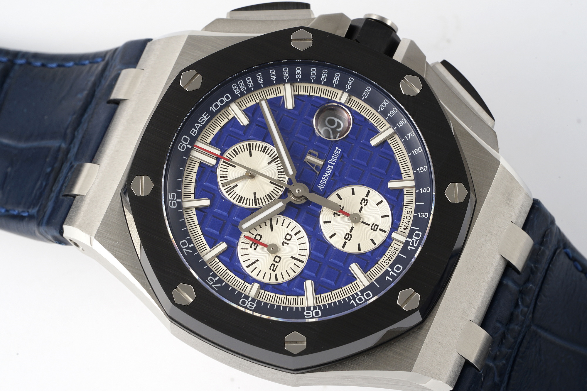 Royal Oak Offshore 44 mm, Blue Ref. 26401PO.OO.A018CR.01