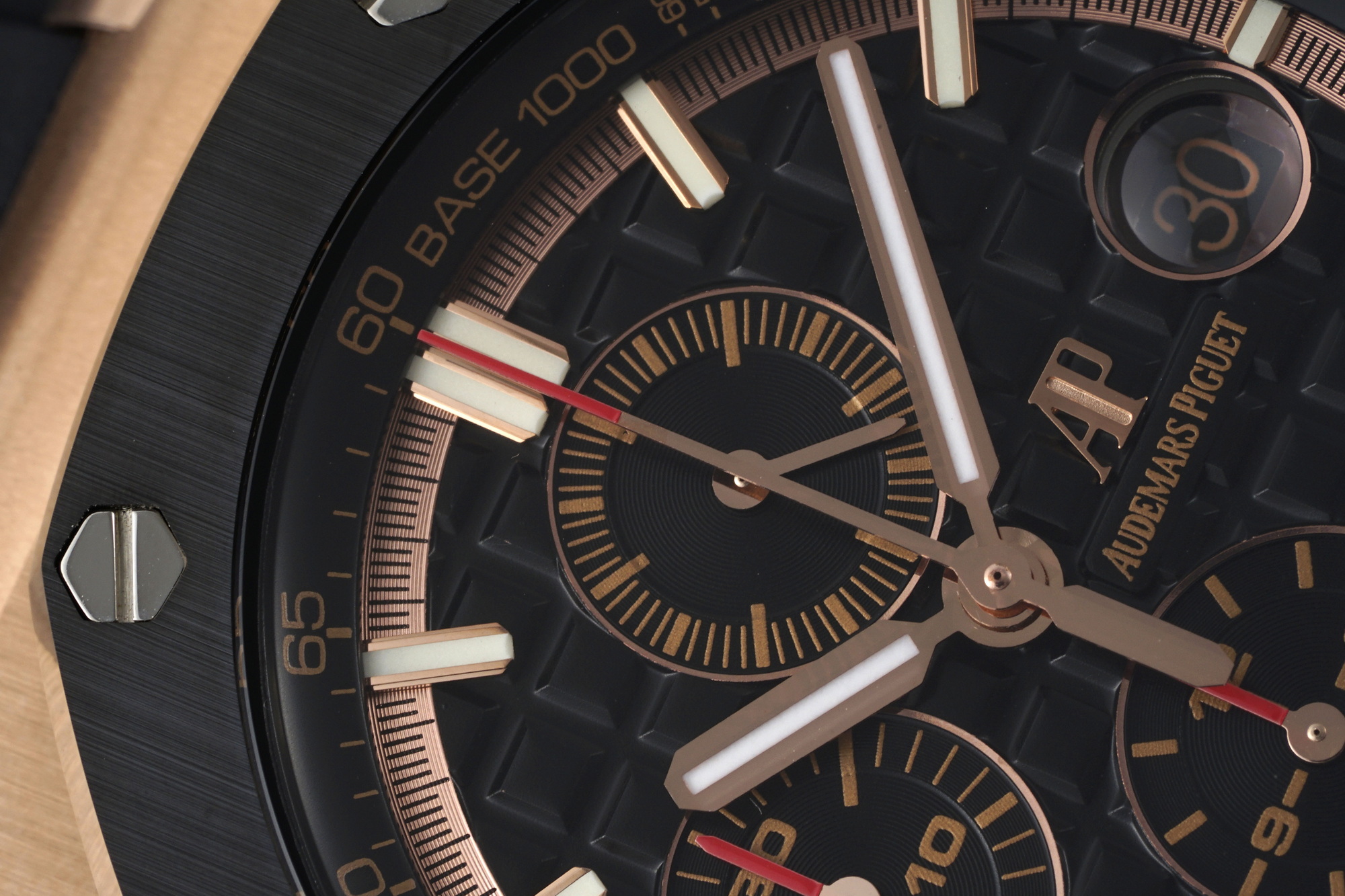 Royal Oak Offshore 44 mm, Black Ref. 26401RO.OO.A002CA.02
