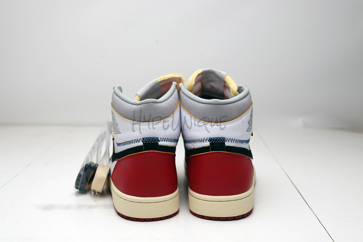 2.0 Union x Air Jordan 1 ‘Black Toe’