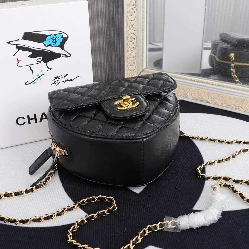 Chanel 22s Heart Bag