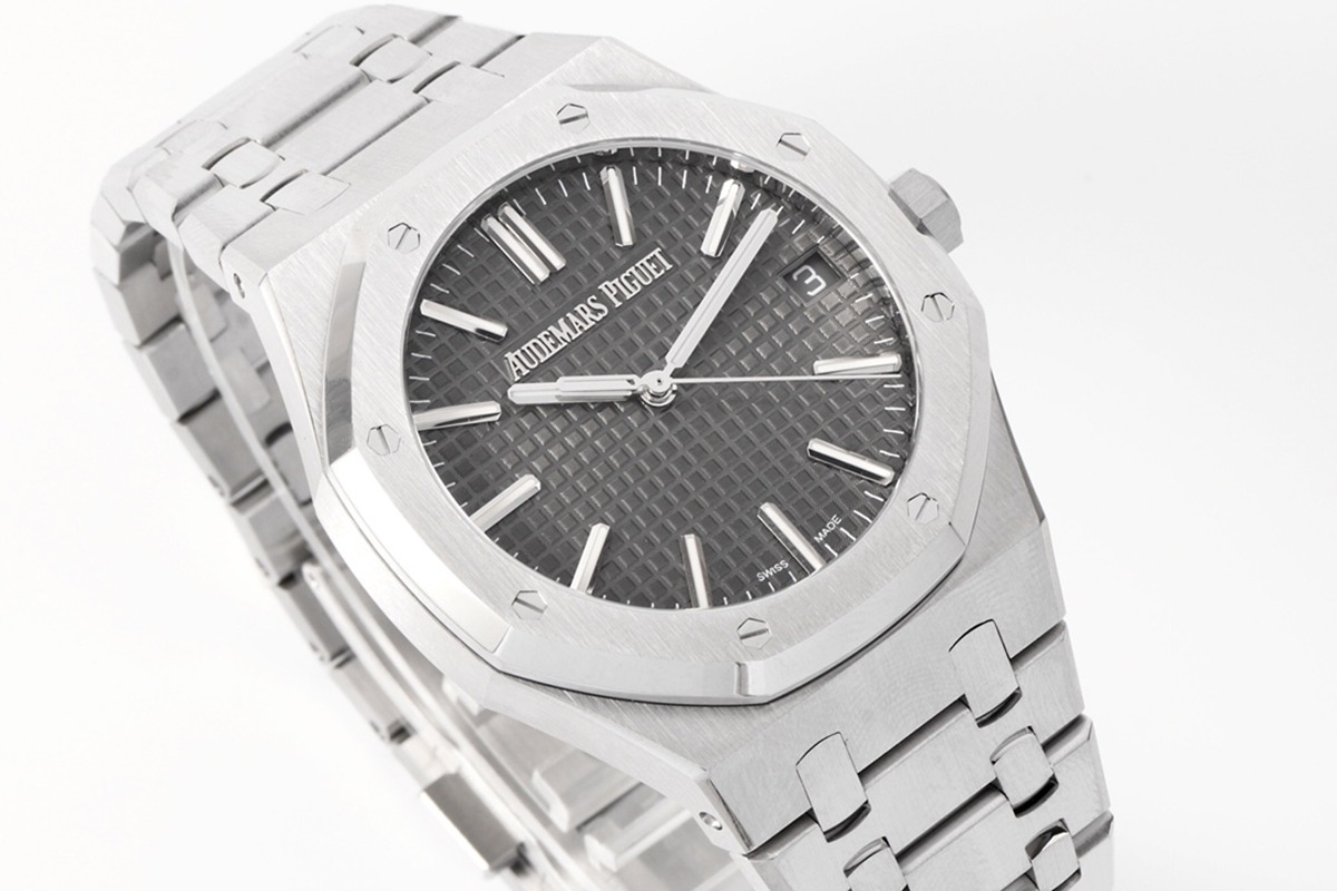 Royal Oak 50th Anniversary 41 mm, Gray Ref. 15510ST.OO.1320ST.05