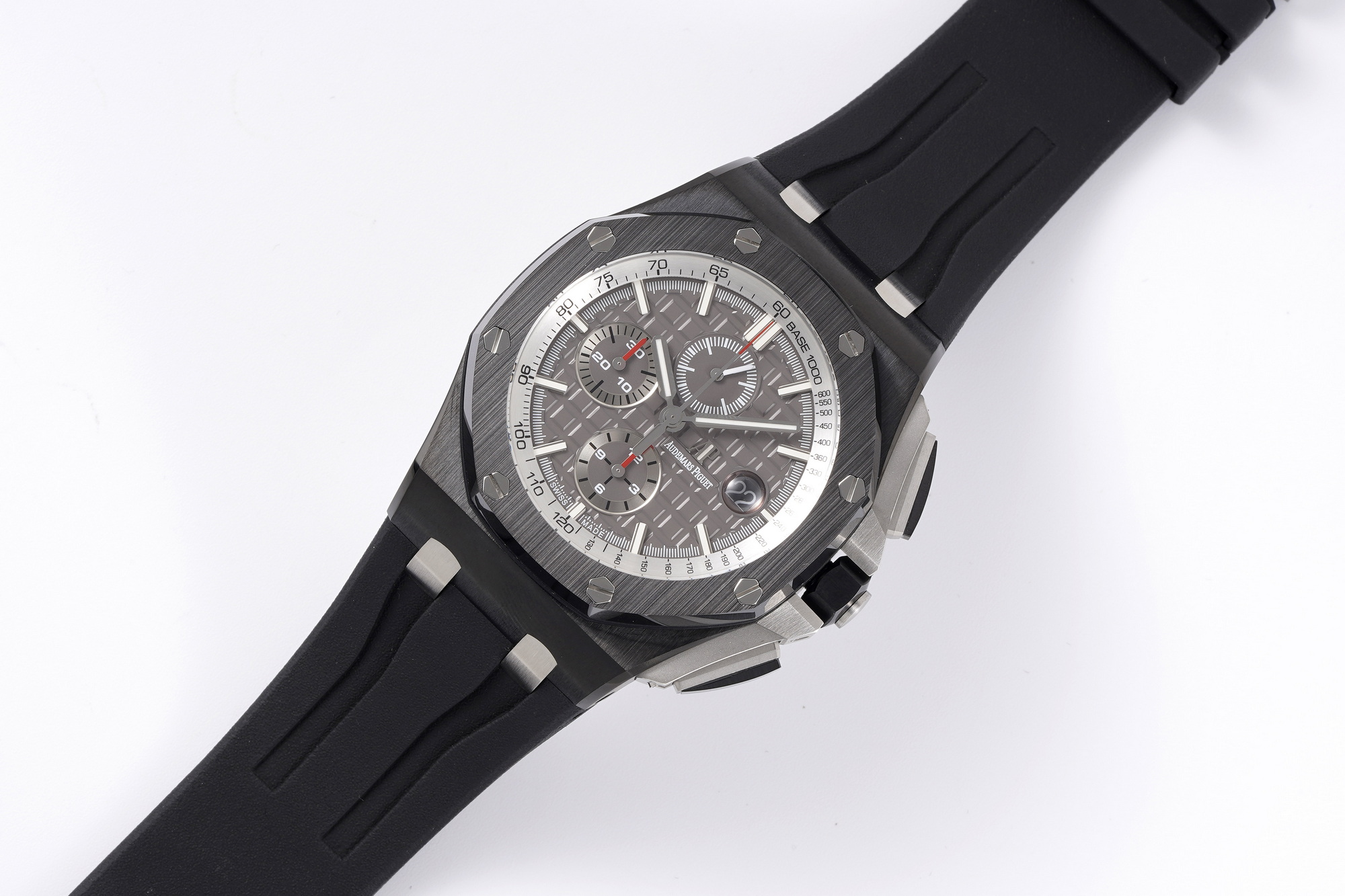Royal Oak Offshore 44 mm, Anthracite Ref. 26405CE.OO.A002CA.01