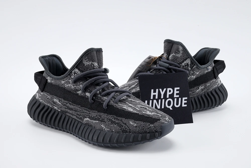 Yeezy Boost 350 V2 “Dark Salt”