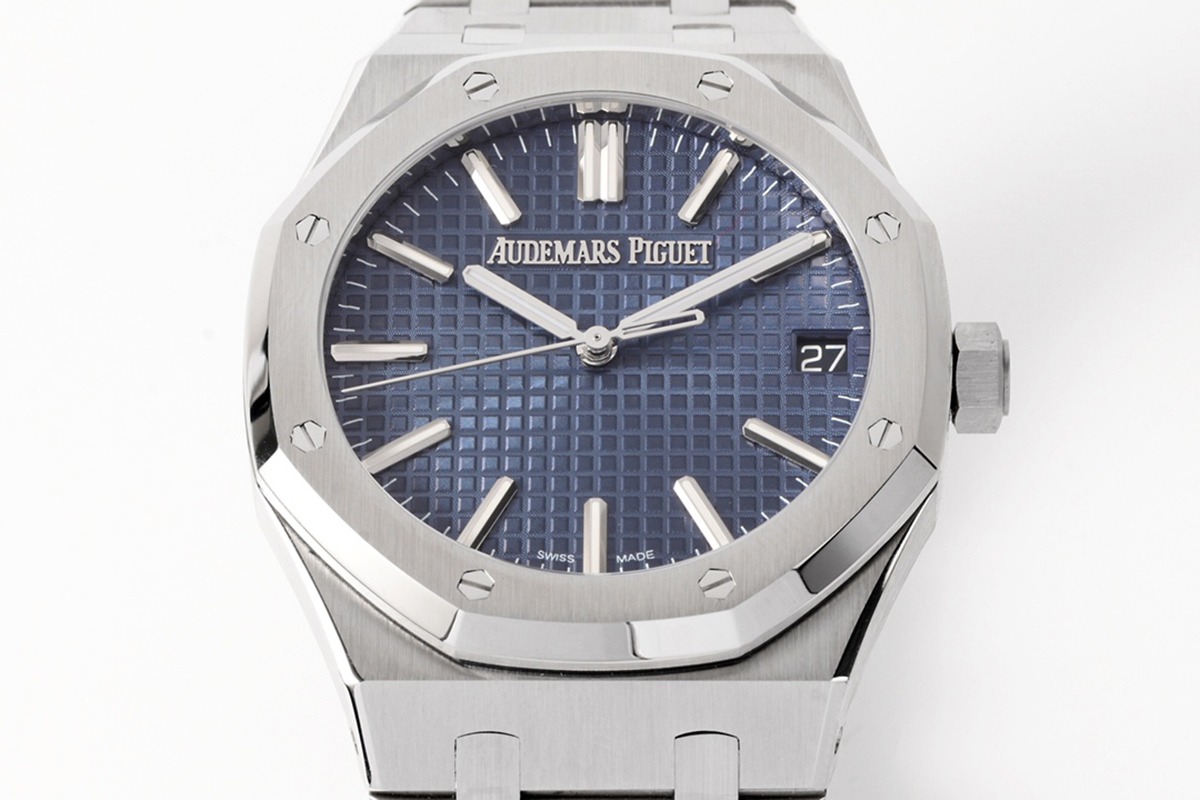 Royal Oak 50th Anniversary 41 mm, Blue Ref. 15510ST.OO.1320ST.01