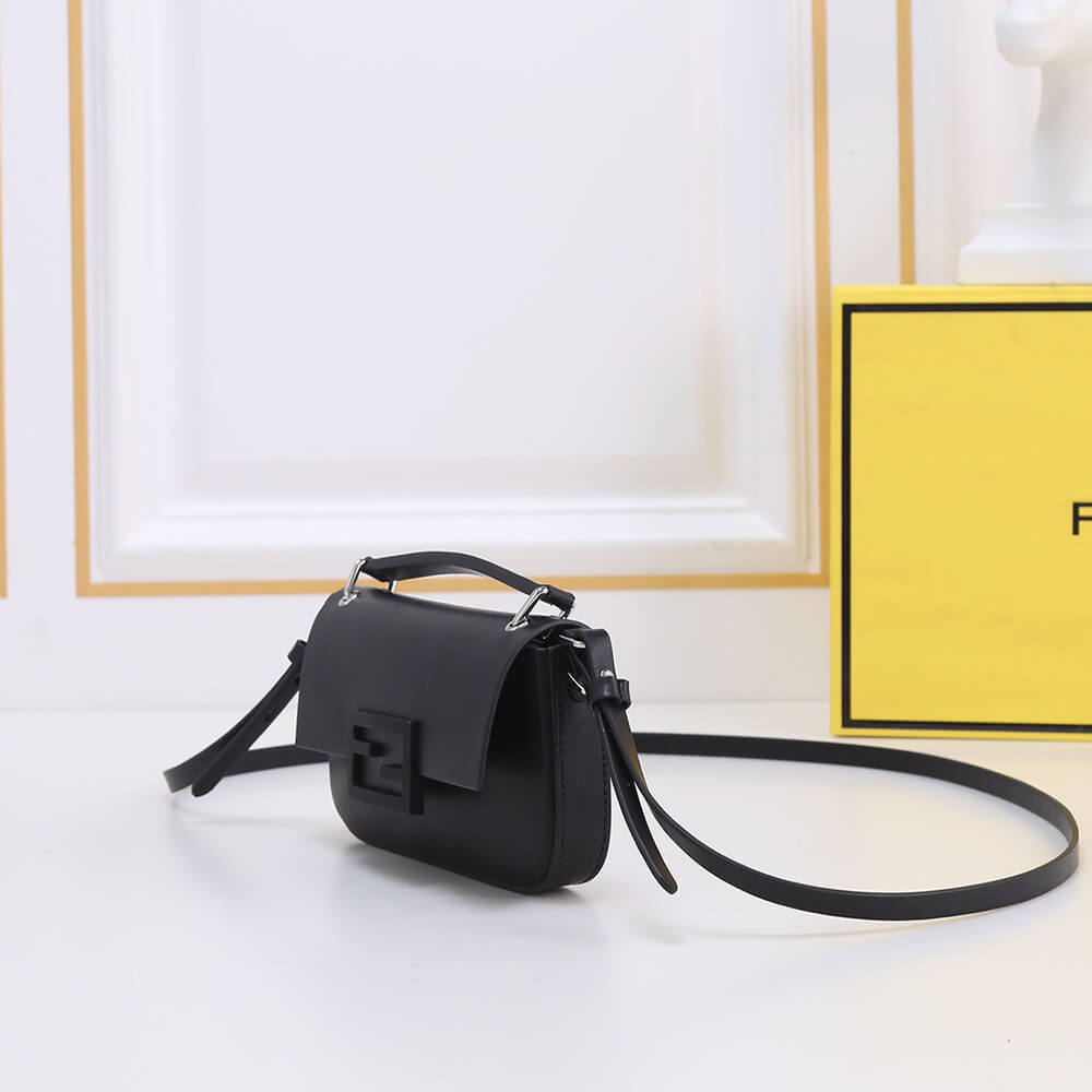 Fendi Baguette phone bag