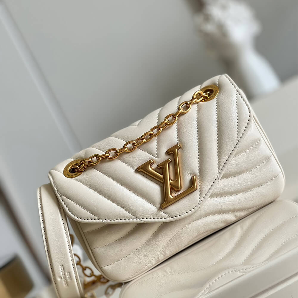 Louis Vuitton NEW WAVE CHAIN BAG PM